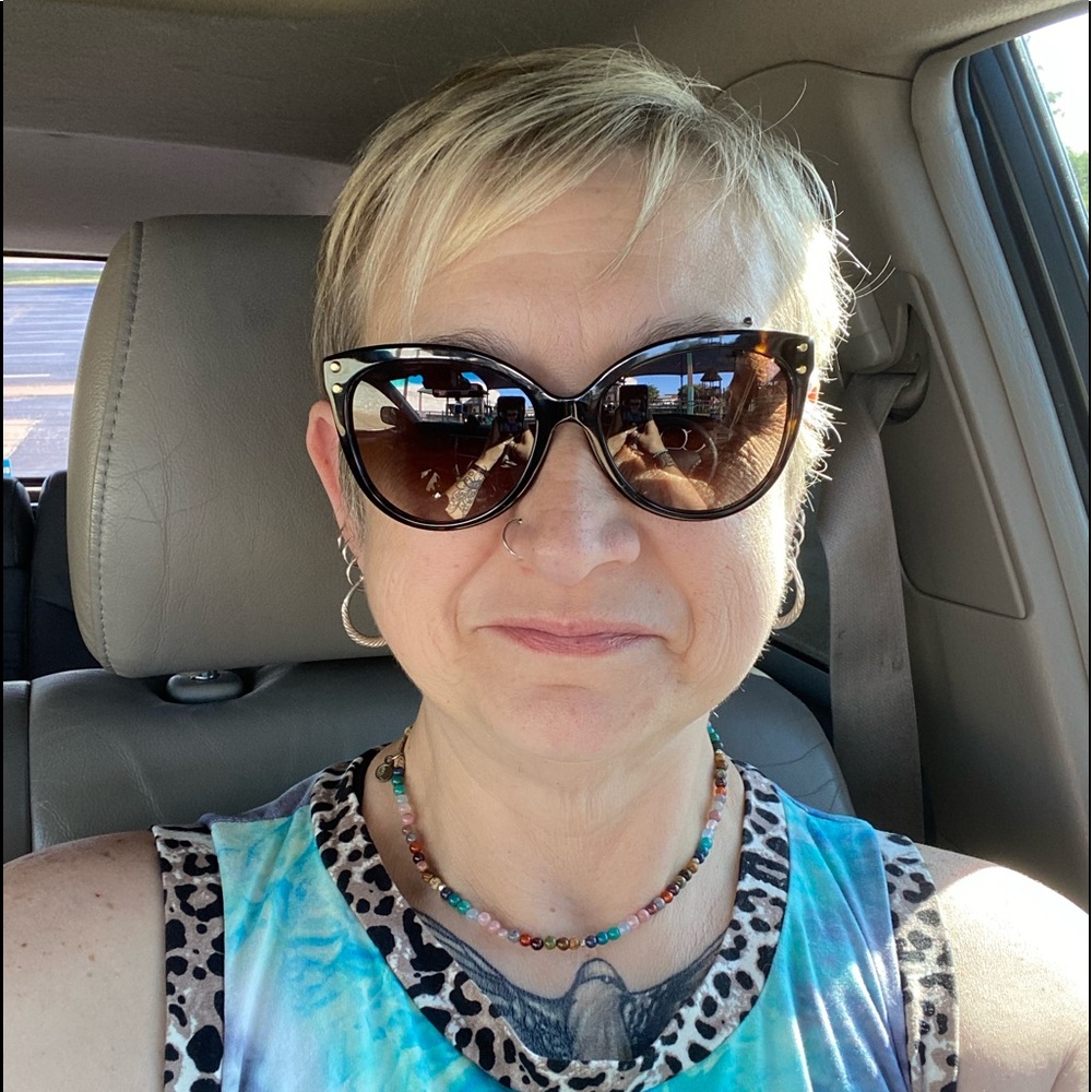 Meet your Posher, Jan